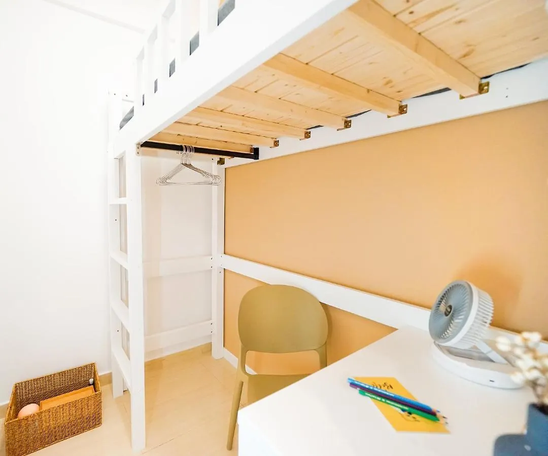 Shared Room At Lockhart Road 414 Hong Kong