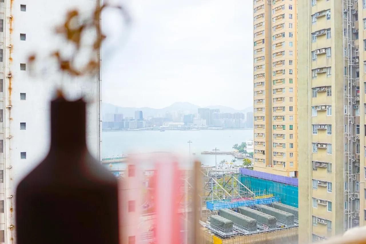 Shared Room At Lockhart Road 414 Hong Kong Guest house