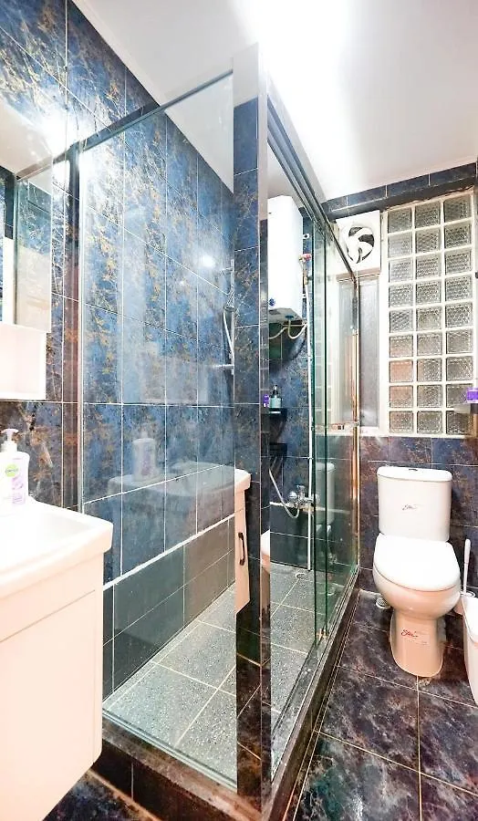 Guest house Shared Room At Lockhart Road 414 Hong Kong