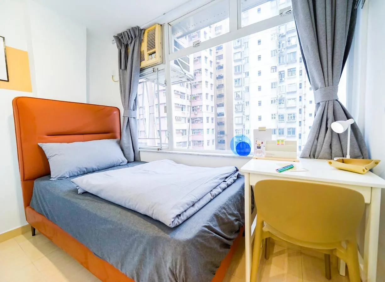 Shared Room At Lockhart Road 414 Hong Kong Guest house